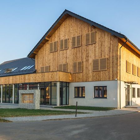 Hotel Naturum Milicz Exterior foto