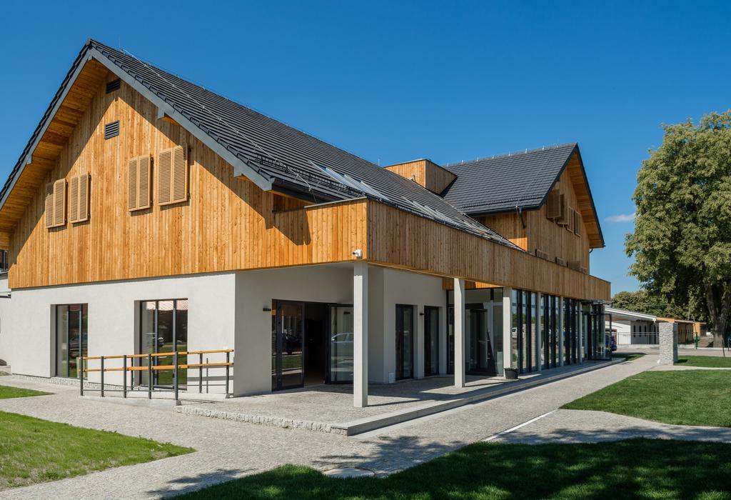 Hotel Naturum Milicz Exterior foto